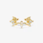 Earcuff mit Blütenmotiv